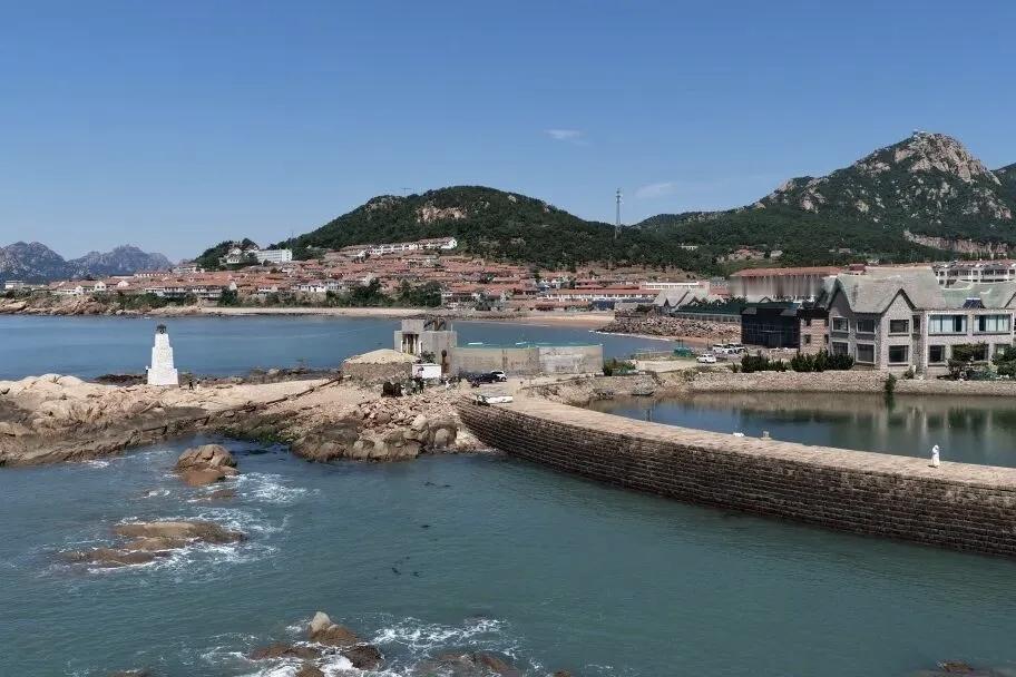 高铁为钥，解锁荣成的盛夏蓝海
 
当全国铁路7月调图的汽笛拉响，山东半岛最东端的