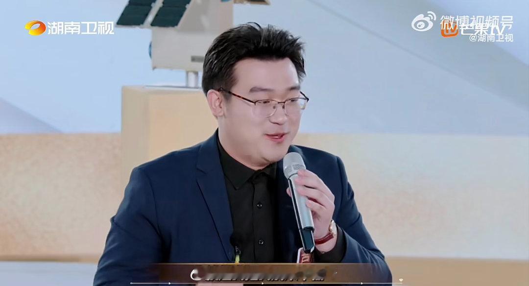 创业选手路演靠反问答题真的被芦旌锟的路演状态狠狠拿捏了将“陪练是切磋”完美具象化