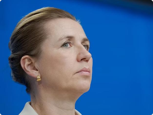 丹麦首相呼吁总统唐纳德·特朗普“停止”美国吞并格陵兰的威胁。此前，特朗普及高级顾