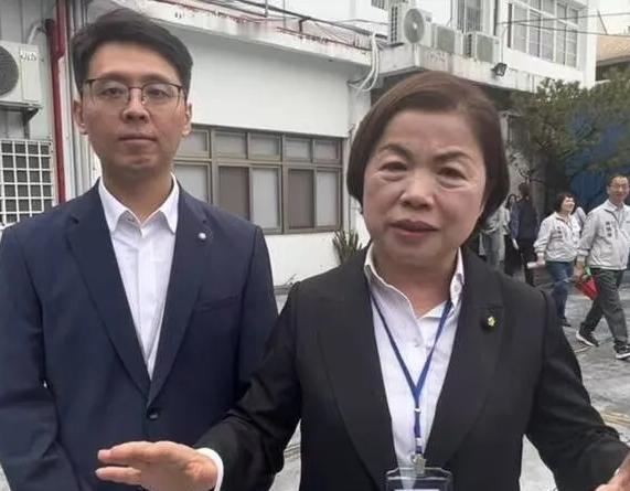 其实国民党的军购案吵到现在，有一个现象不得不提，那就是几乎没有多少国民党的当权派