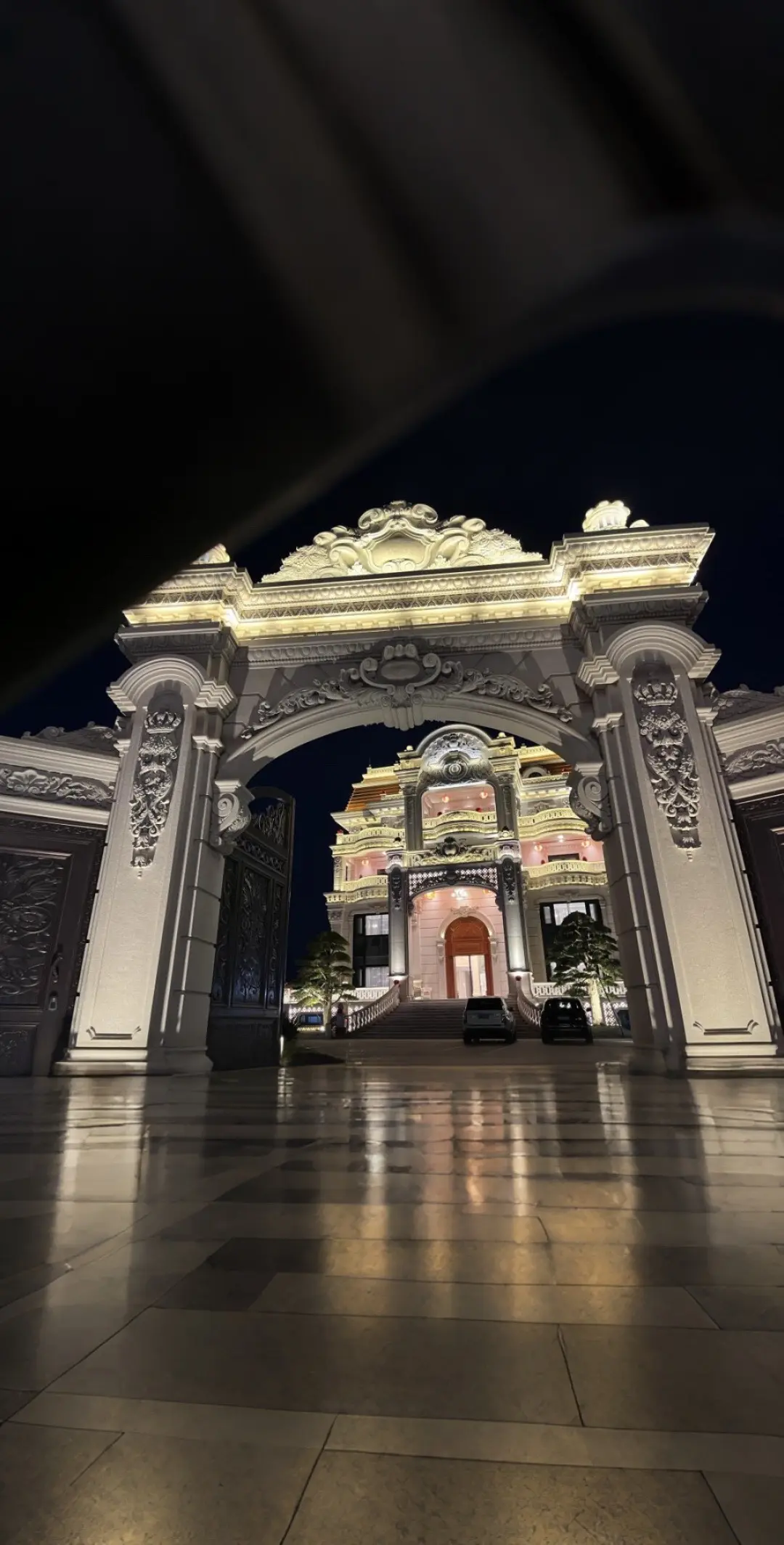 传世大宅。落座福建莆田，法式风格，占地500平，外墙石材干挂，有全套图...