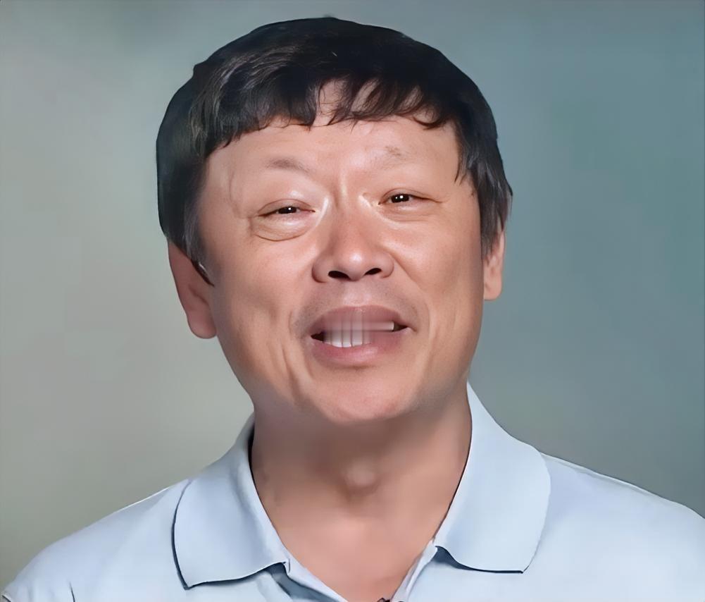 胡锡进9月23日深夜发文，称“台湾又曝新的猛料：台北故宫已经被选为战时指挥中心备