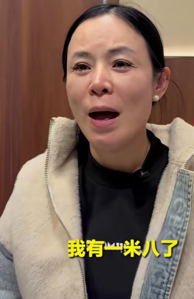 在这几年寻亲成功案例中，姐姐李林寻找弟弟李鑫，应该属于非常难的级别！

这对苦命