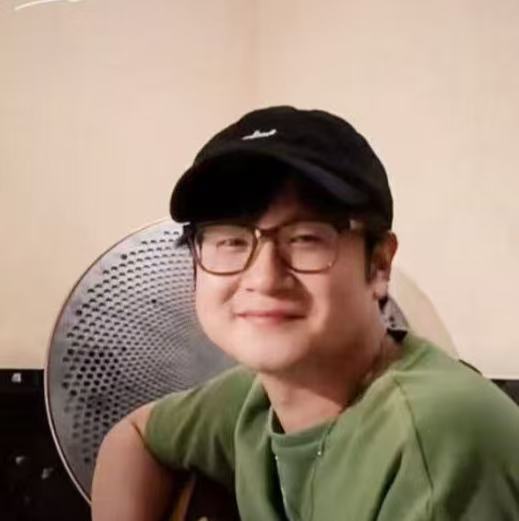 憨态可掬 