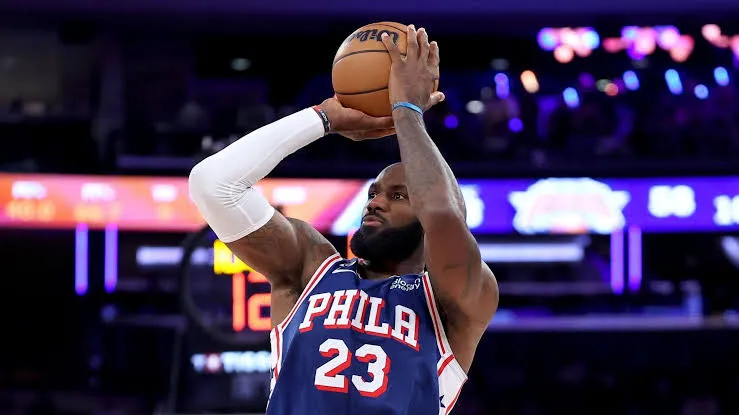 ESPN预测明日76人vs活塞：76人胜率65.2%，活塞胜率34.8%