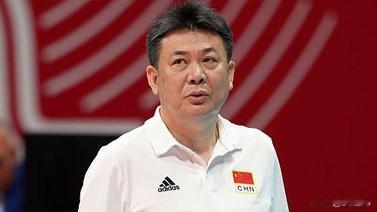 中国女排储备体能演练阵容  转训漳州备战世界联赛
在北京结束集训后，中国女排4月
