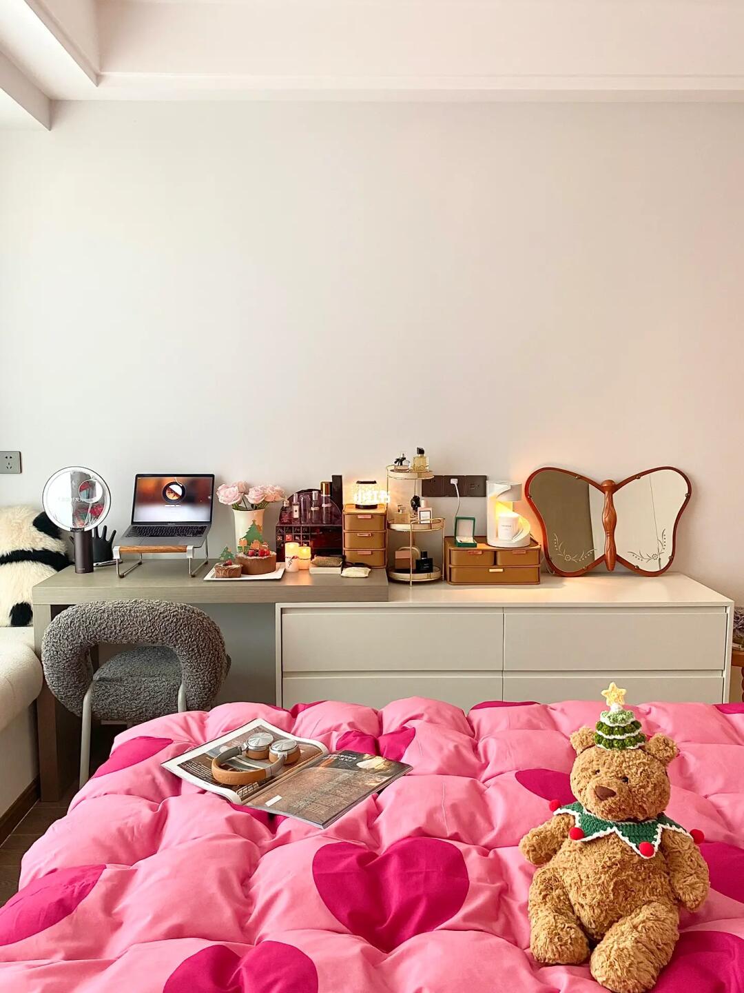 27岁独居，在小家睡到自然醒，好舒服呀💗🎄