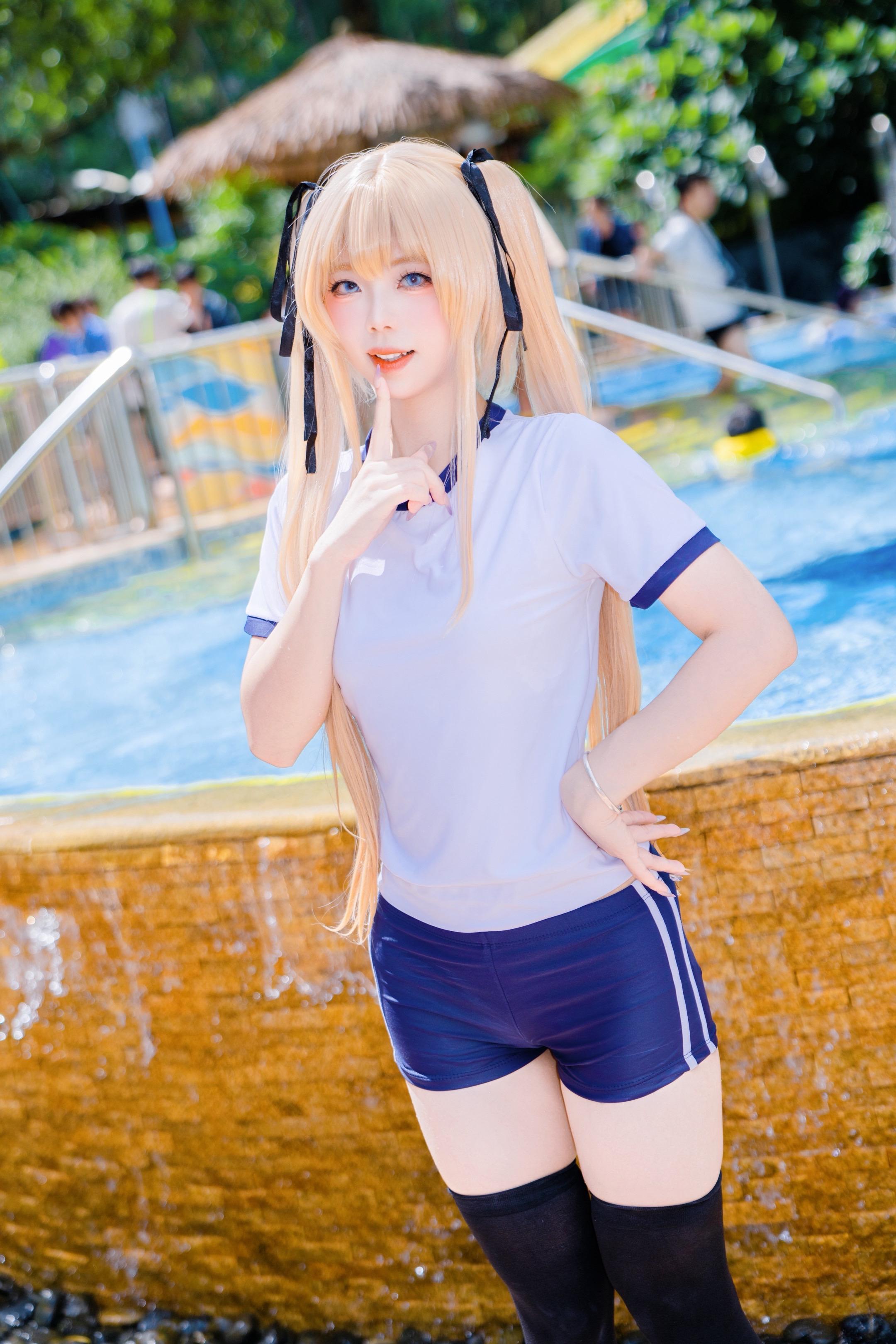 夏天就该玩水。