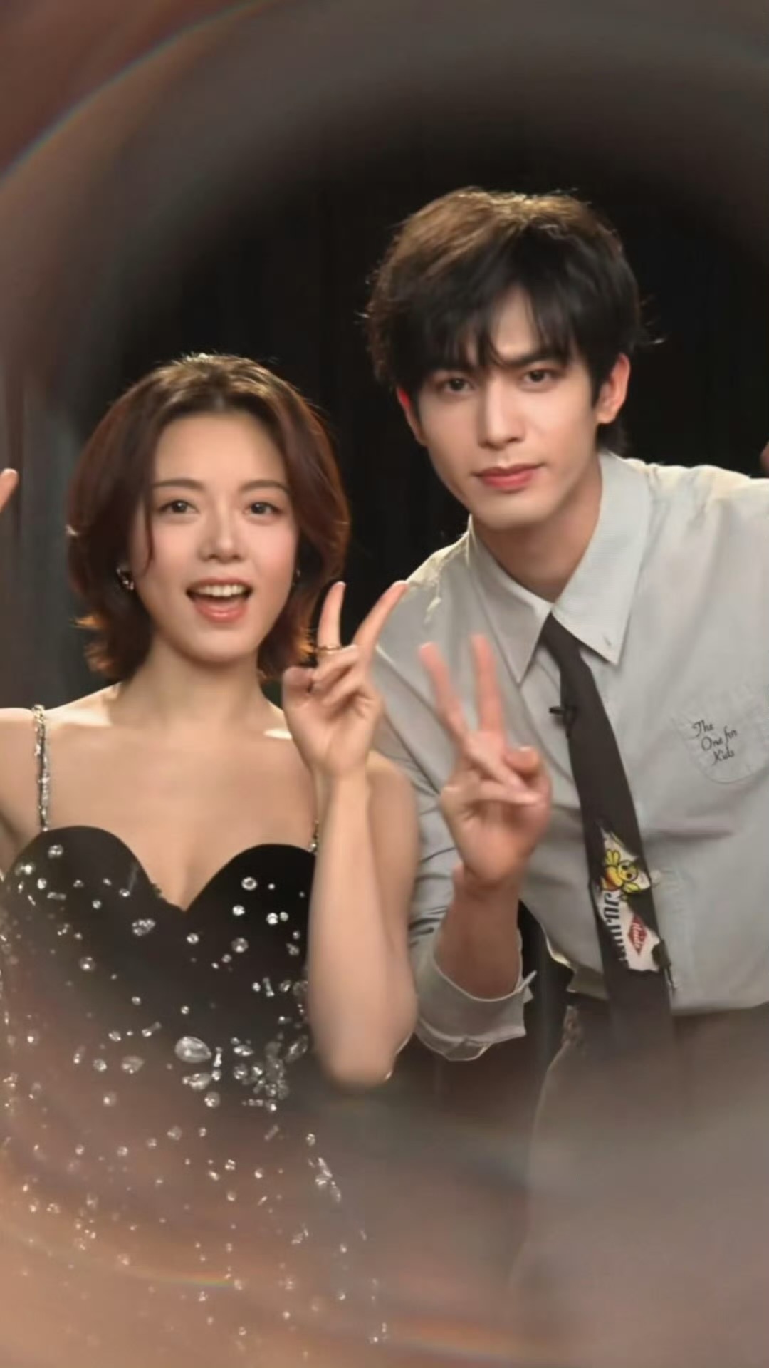 宋威龙、赵今麦今日直播状态