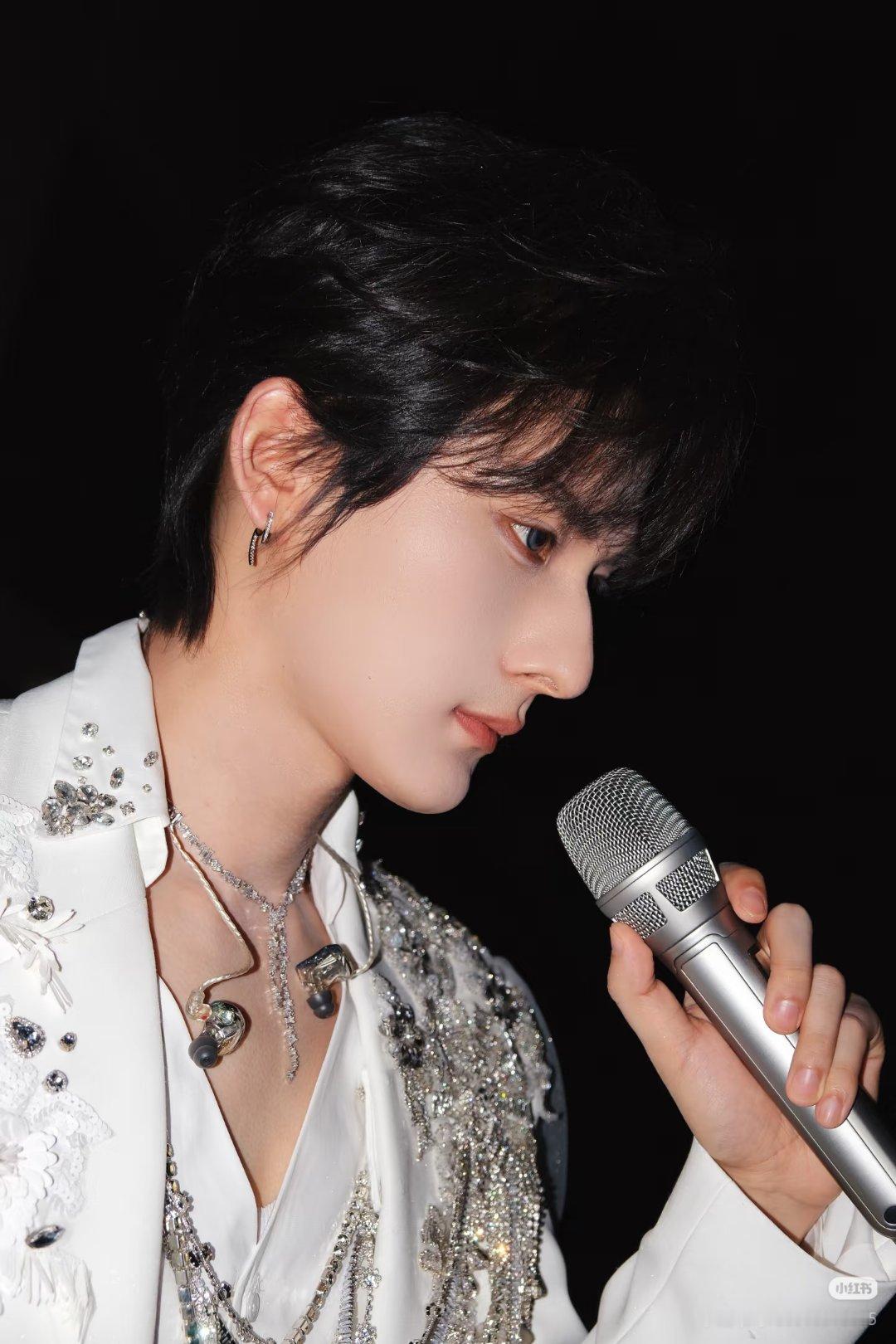 江衡我们家江衡就是帅咋滴啦，一起来看看盛世神颜吧～ 