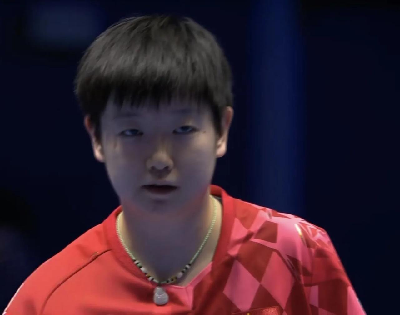 中国女团大比分3：0胜罗马尼亚女团，
将与日本女团争夺伦敦世乒赛女团冠军。

这