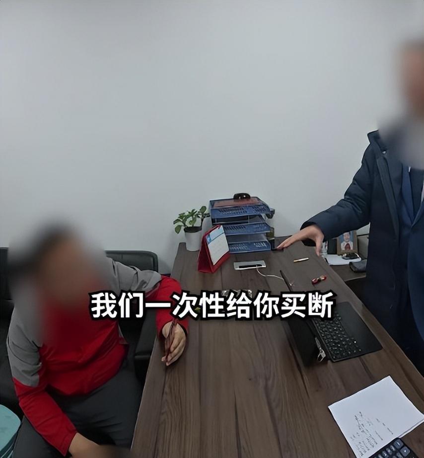 买车送“免费洗车、免费充电、还能免费吃饭”，听起来像是4S店给车主的小福利：偶尔