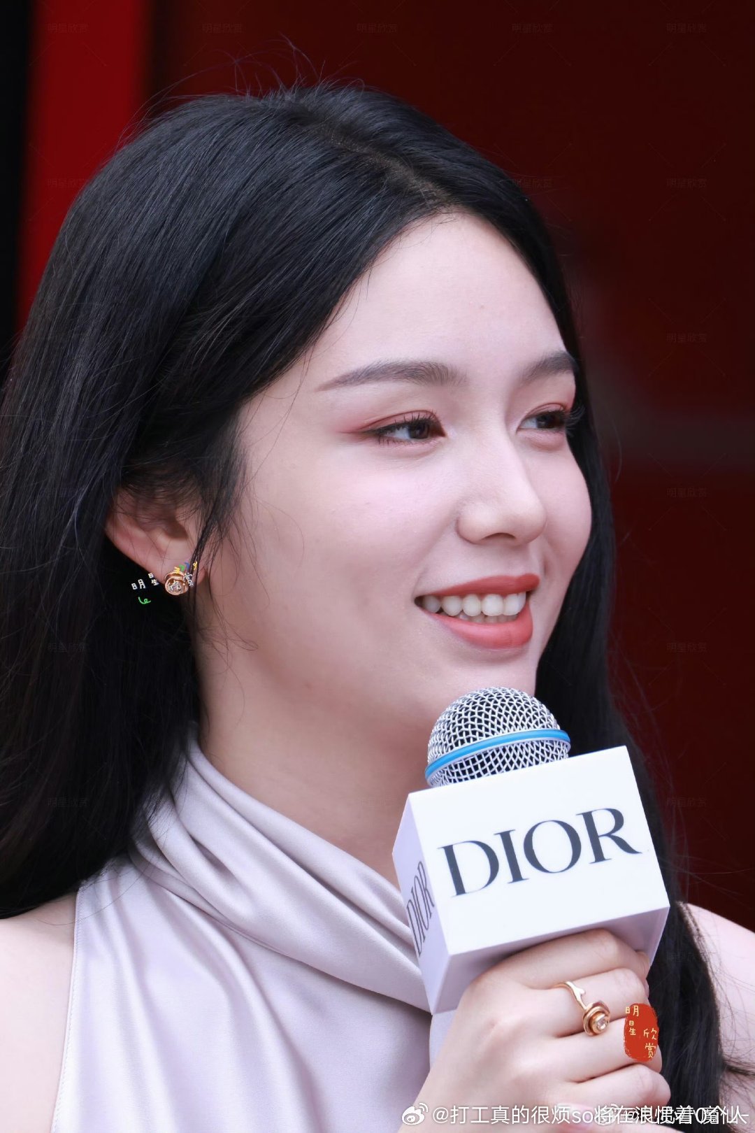 挺实在的虽然女性追求杏玉无罪，但是现生女明星，恋爱or被拍恋爱就算了，这种显得特