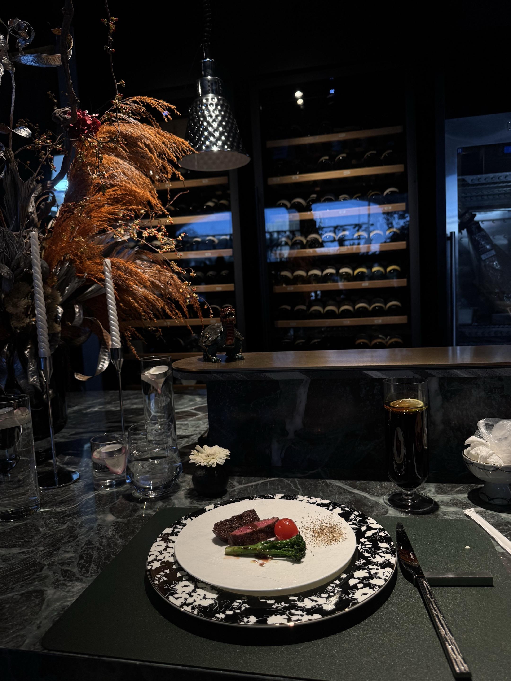 有一天我开始从平淡的日子里感受到幸福。