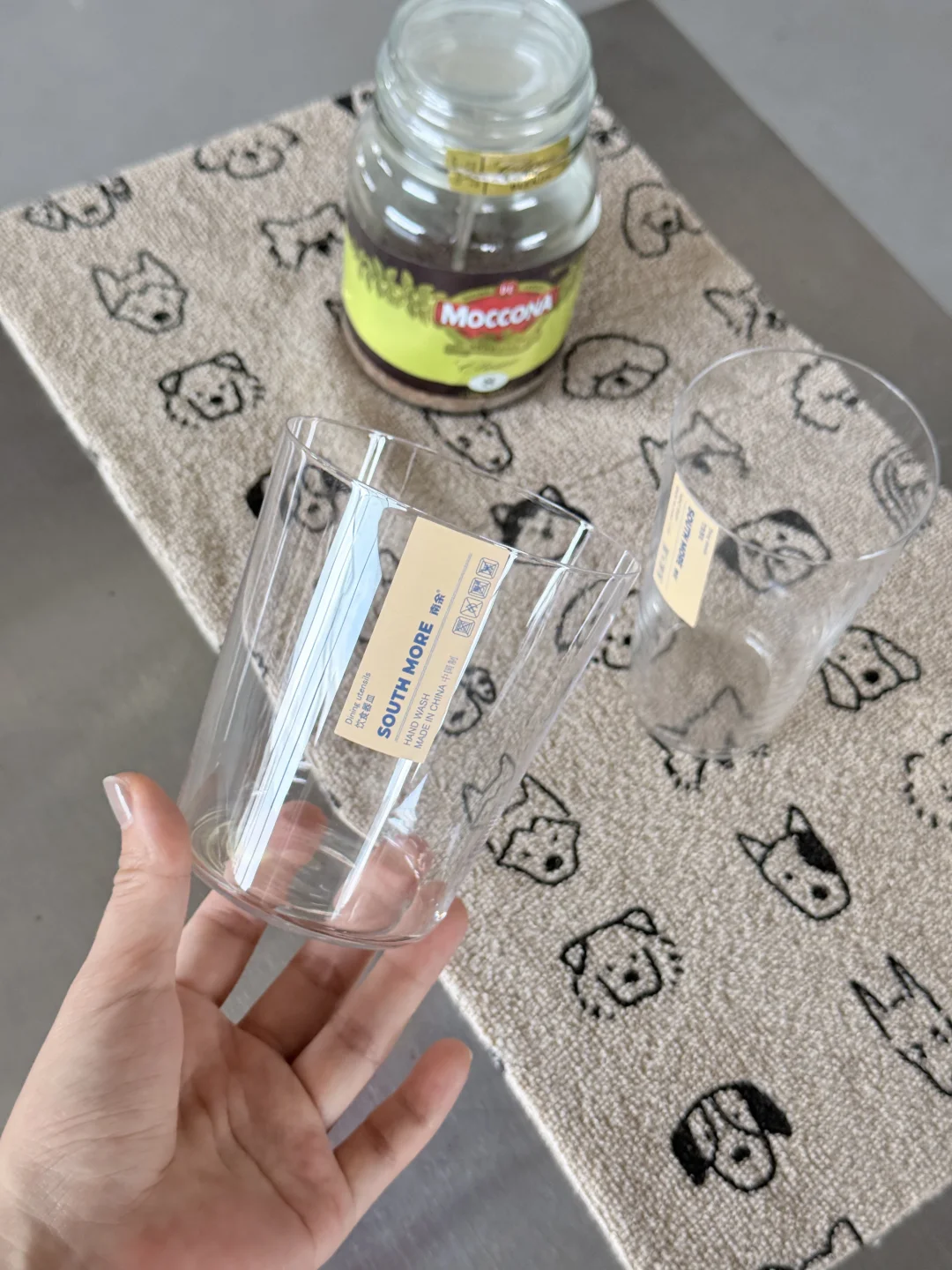 每早一杯冰美式🧊