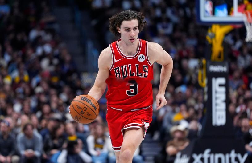 NBA常规赛，公牛今日主场109-102战胜76人。本场比赛过后，公牛取得了五连