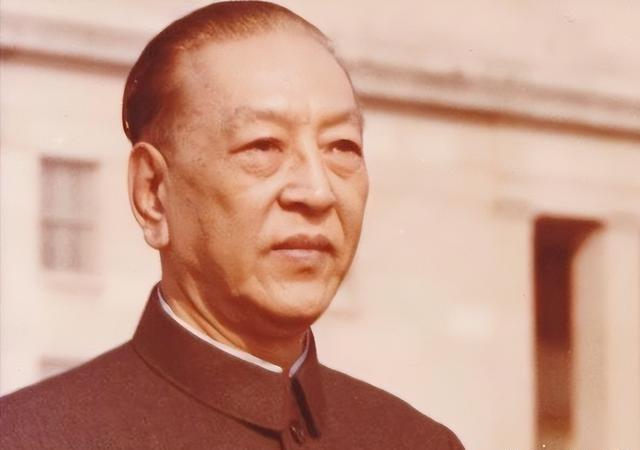 1962年，周总理将中国的一块领土划归巴基斯坦，在场的人纷纷表示不理解，没过多久