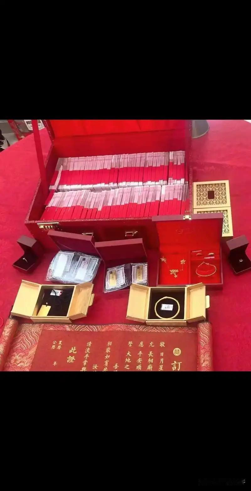 女子在浙江打工，找了个浙江男朋友，准备结婚时要了26万彩礼，8万元的五金，男友说