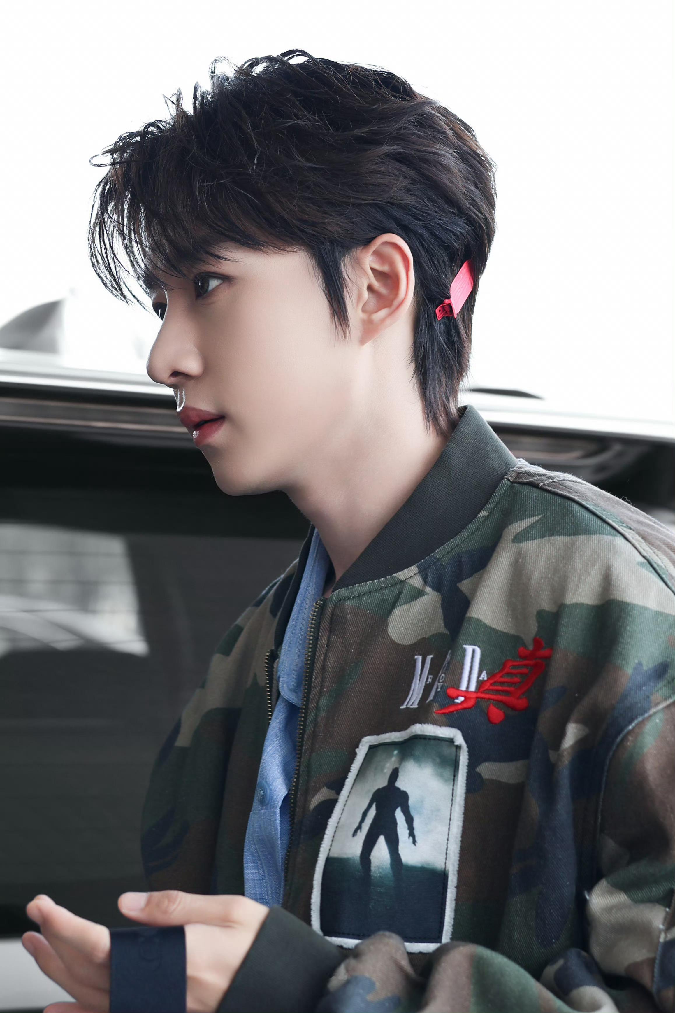 卓沅 💜 卓沅的沅气日常 那么帅啥意思吧啊啊啊那么帅啥意思吧！帅帅帅帅帅