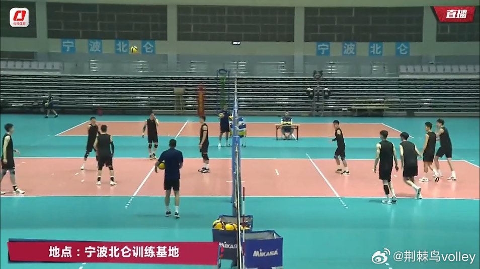 连续一个星期（今天25-31日），中国男排在宁波和来访的韩国男排开启联合训练，并