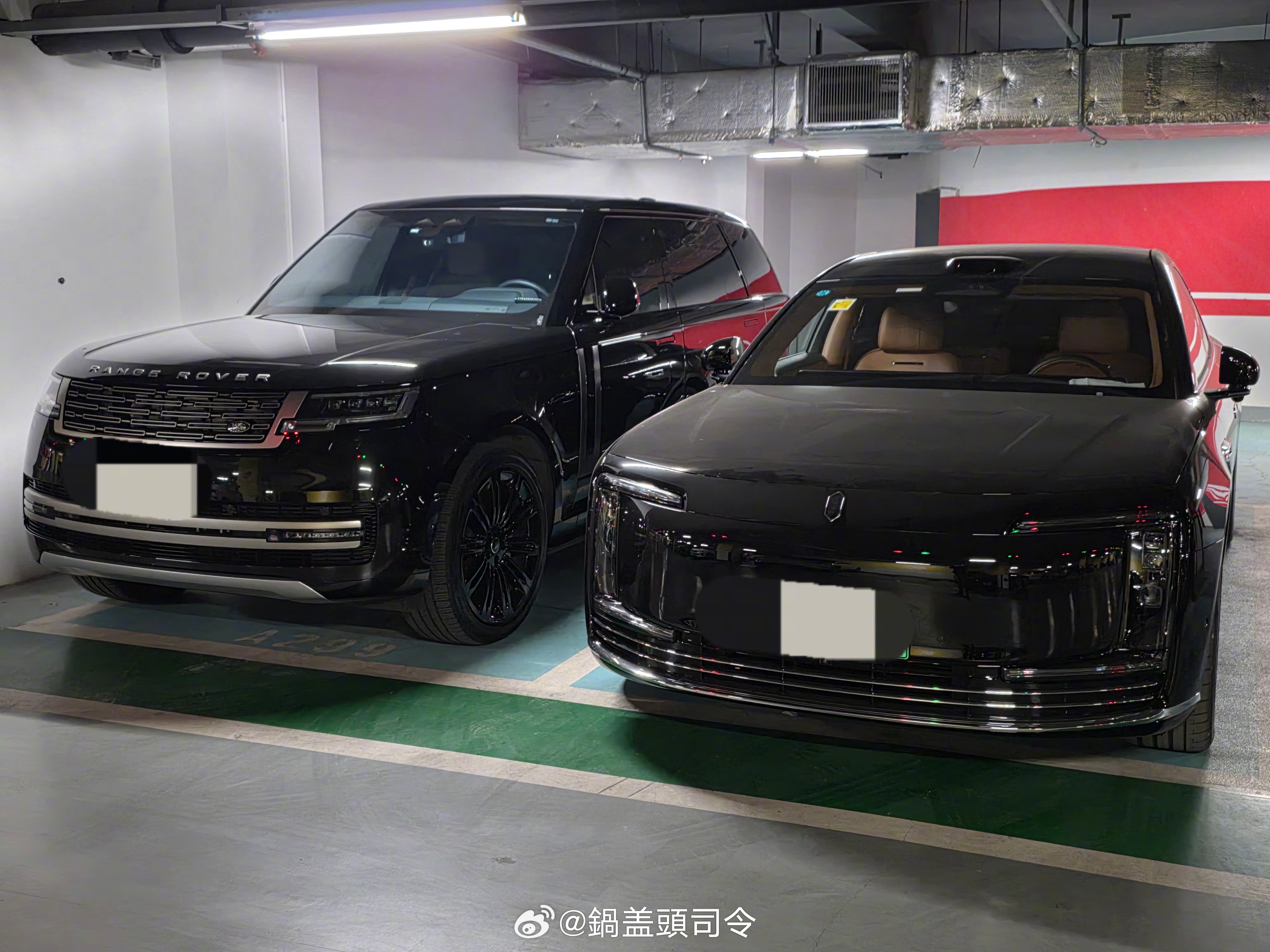 谁的尊界这么帅？原来是我的跟我的揽胜挺一起，气场同样很强大！ 