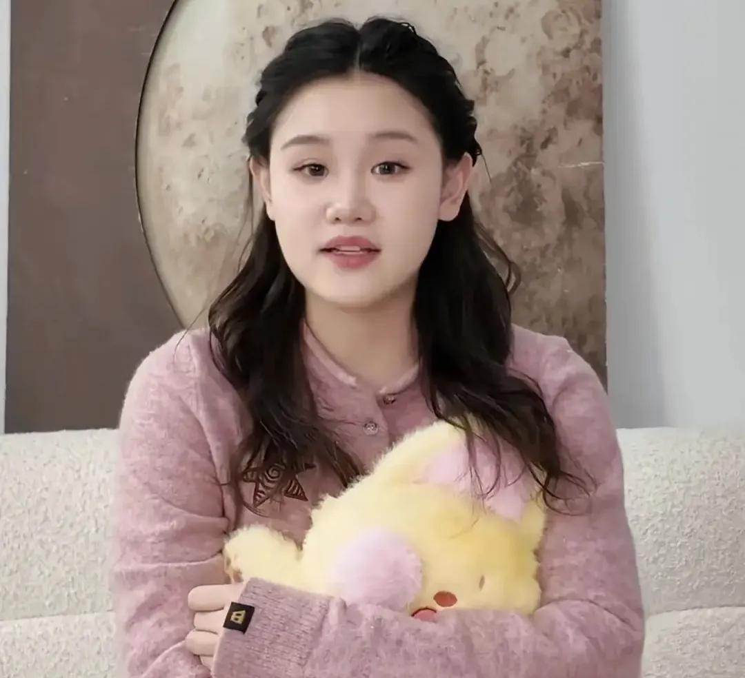 青春献给赛场，退役选择自己的路，不偷不抢直播带货张家齐点个赞
21岁的张家齐，身