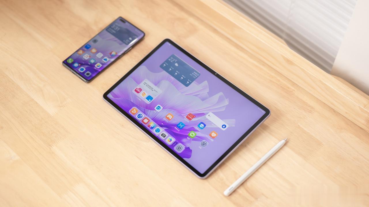  华为MatePad Air以出色的性能与卓越的设计，为用户带来了全新的生产力和