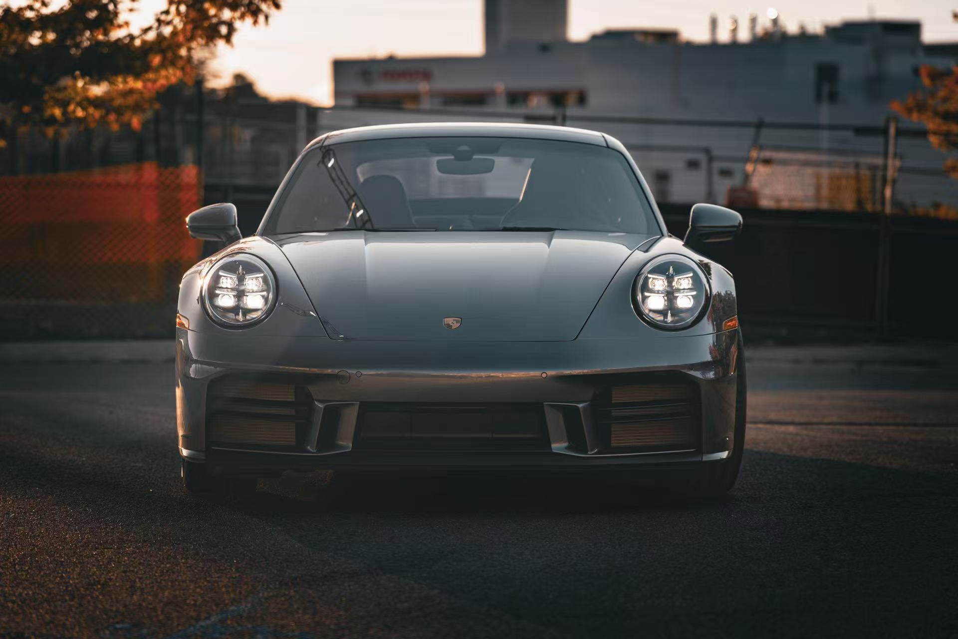 992.2的卡雷拉T  GT3 同款手动挡6速变速箱可备案大尾翼，包围，AK排气