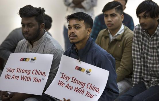 凭啥欧洲人抬腿就来中国、印度人就得交十万卢比存款还被拒四成？！看看印度当年怎么卡