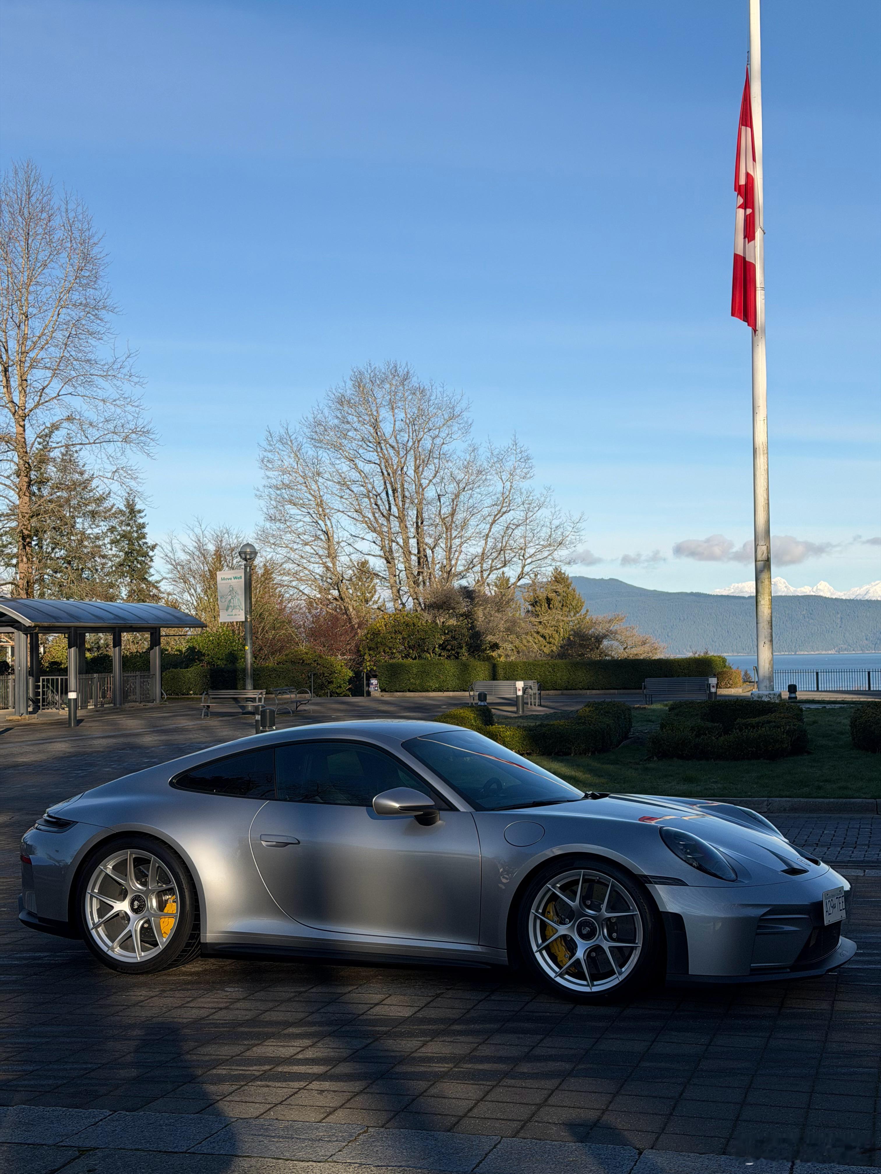 祝大家春节愉快，马到成功