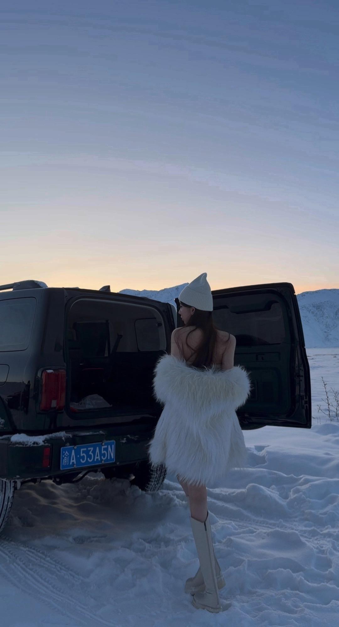 我就希望看见你对每个人都冷冷淡淡的，然后当你一看见我就有好心情，这就是...