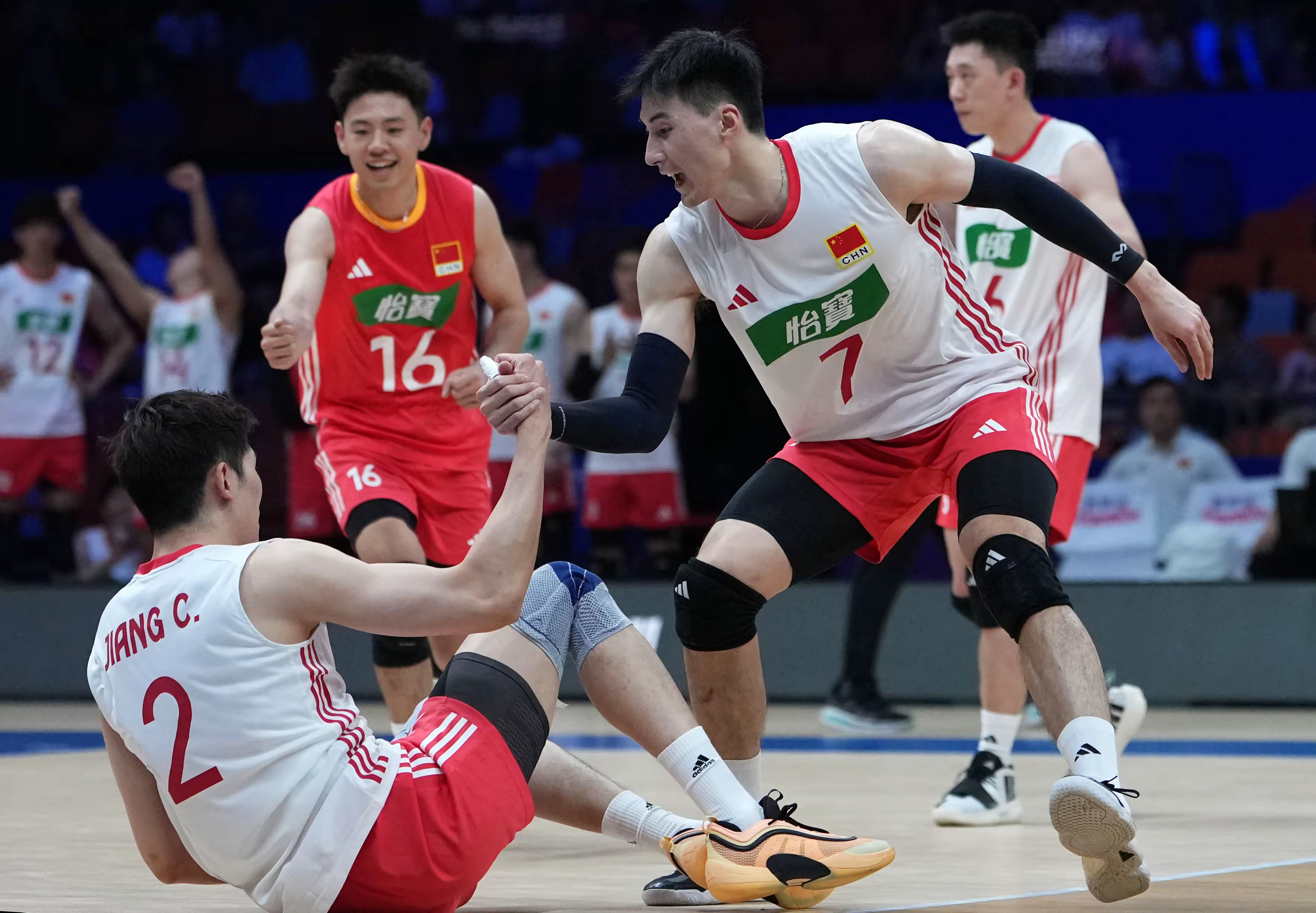 中国男排3比0塞尔维亚男排 一场非常提振士气的胜利，希望能够让男排的小伙子们斗志