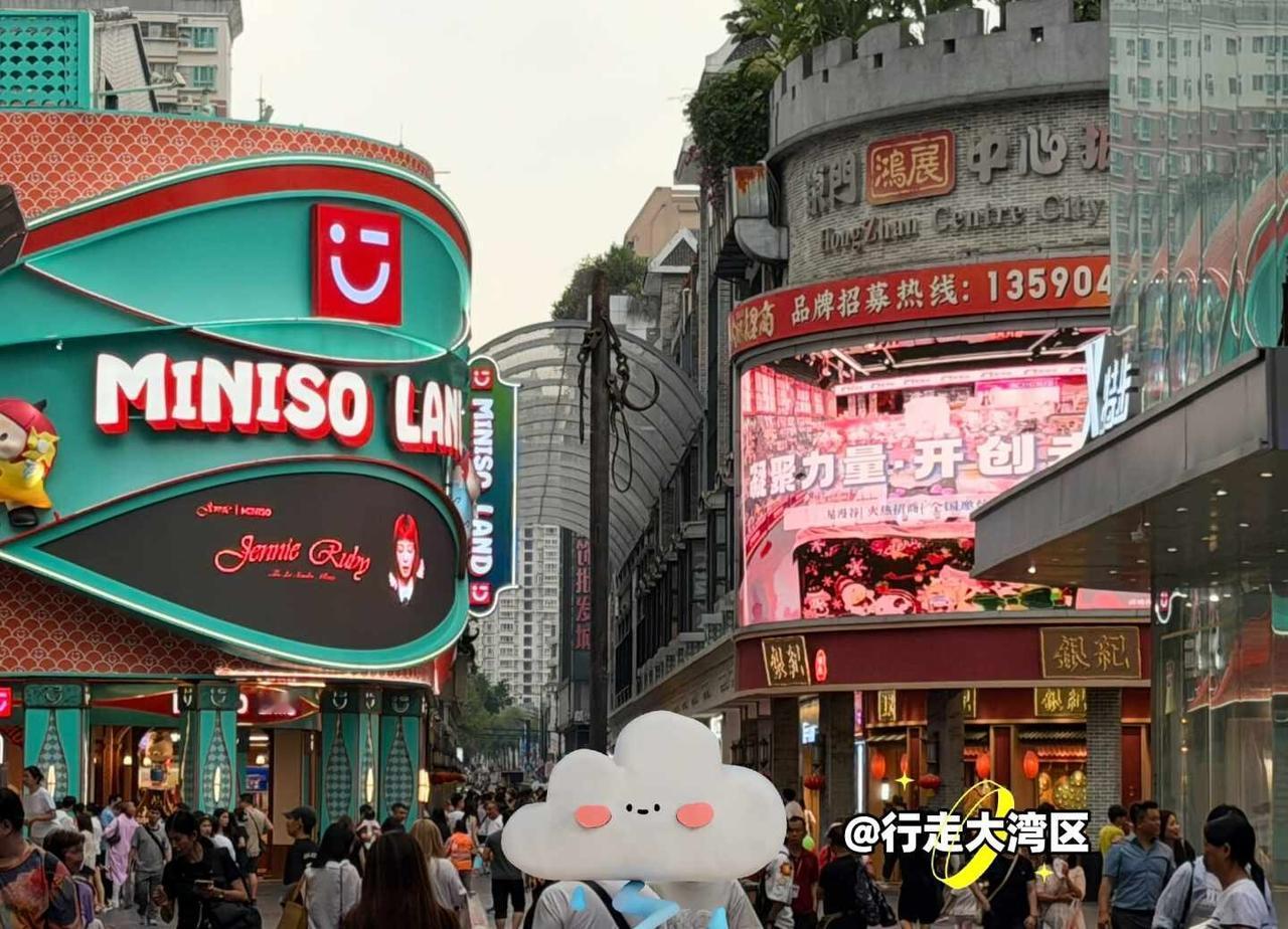 华强北的进行时，是东门的完成时✅
最近华强北电鸡管理成为各方焦点，好消息是有了一