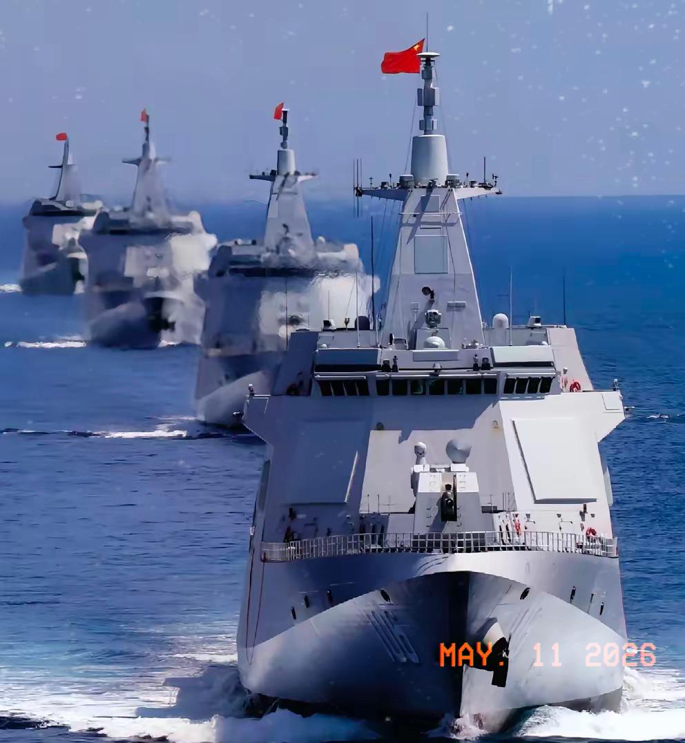 这下玩大了！台海这边7800亿新台币的军购合同刚在5月8日下午签完字，那边解放军