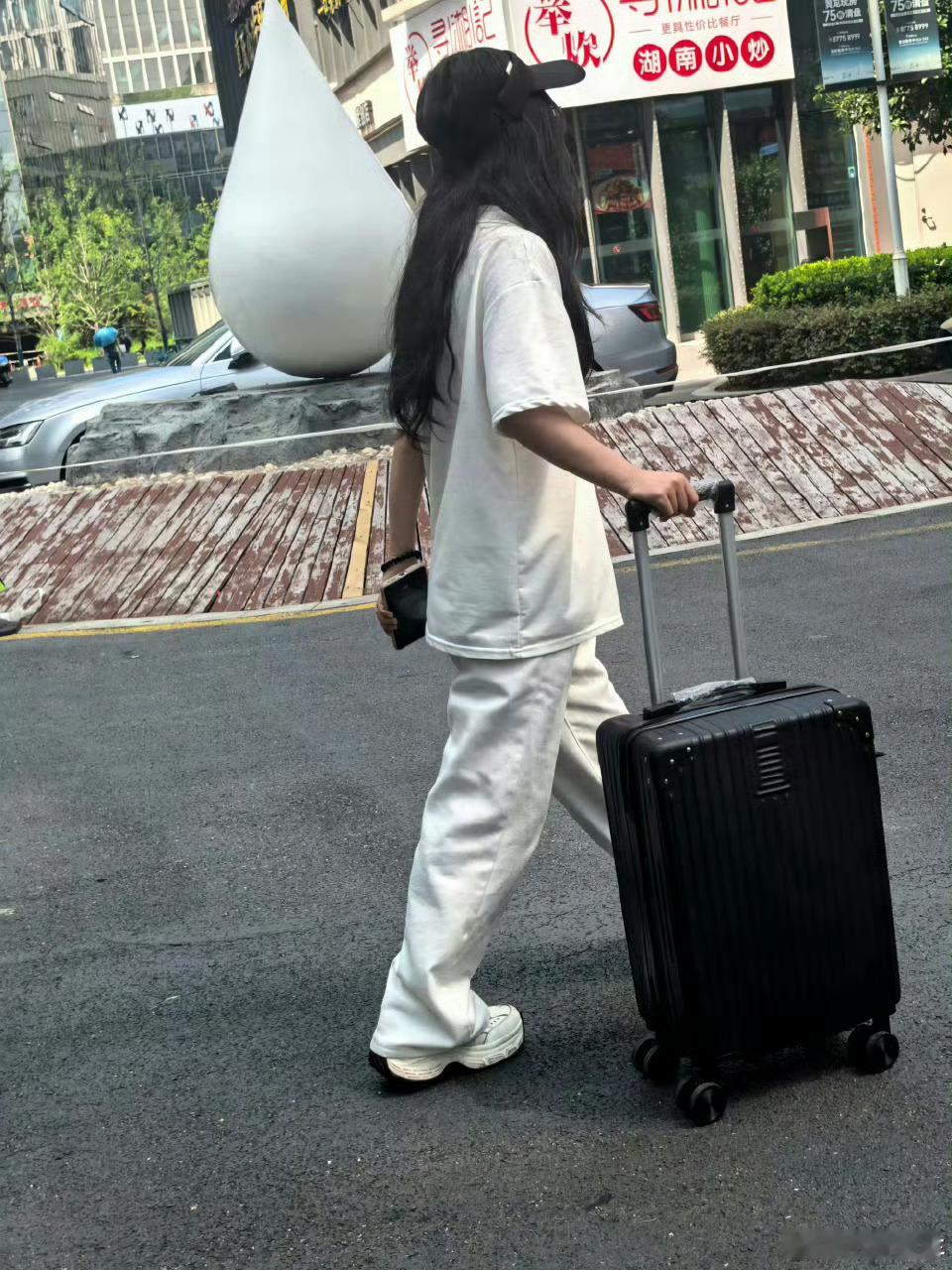 评论到500抽一个20寸的行李箱🧳 ​​​