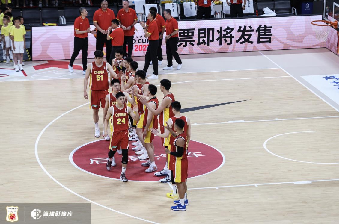 庞峥麟奇兵赵继伟 17 分中国男篮大胜中国台北 晋级世预赛第二阶段！

北京时间