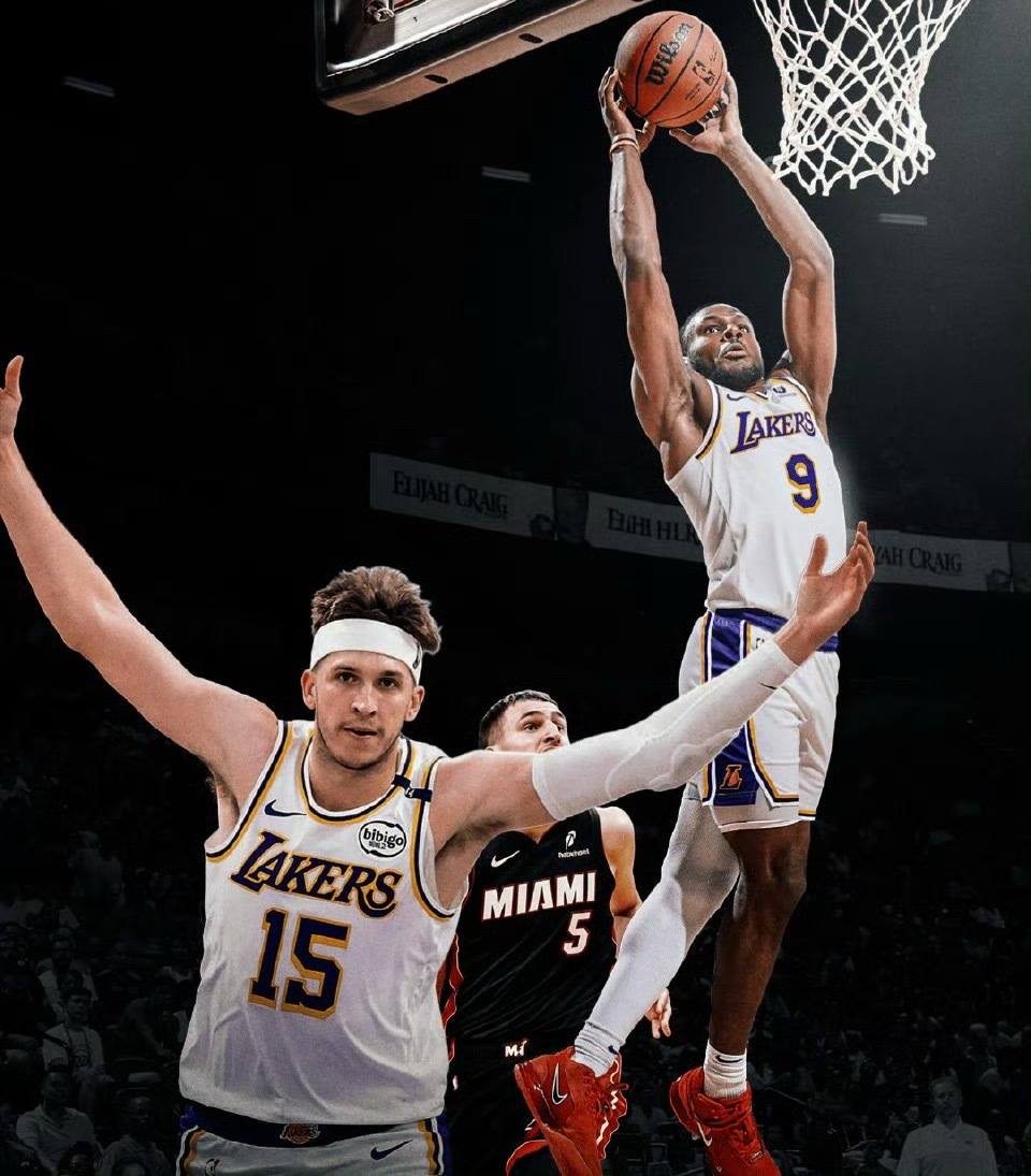 明日对对战尼克斯的比赛，里夫斯和布朗尼出战成疑，阿杜依旧缺席！湖人vs尼克斯洛杉