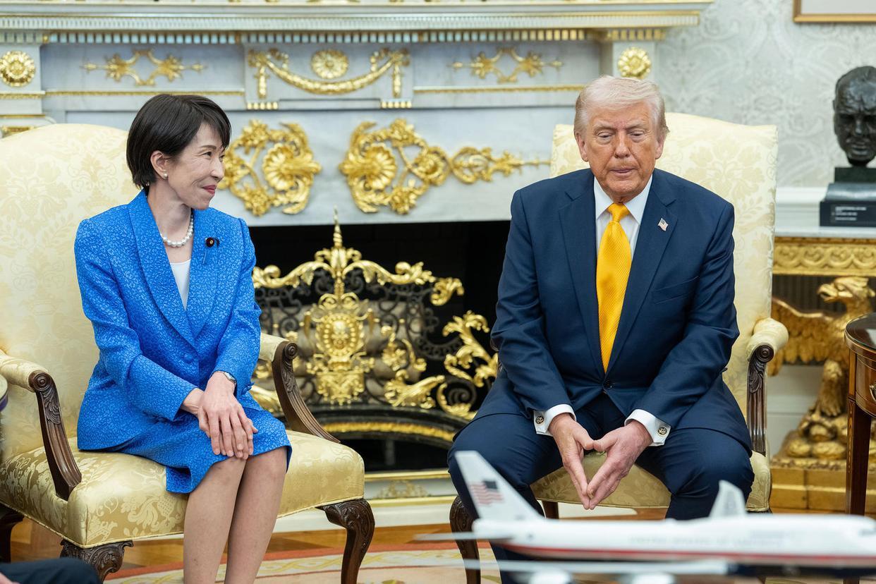 各怀鬼胎！高市早苗访美背后，是日美赤裸裸的利益交换

高市早苗访美遭特朗普敲打，