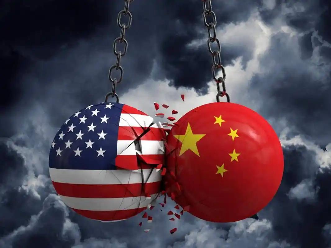 我们应该反思的，应该是为什么总有些人敢对中国进行军事威胁？日前，美国智库新美国安