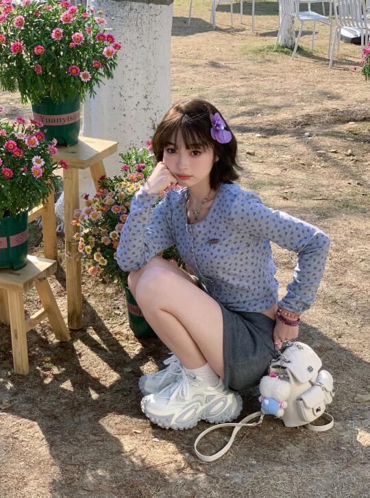 有点好看💜·♡̷ .🐈‍⬛⋆͛