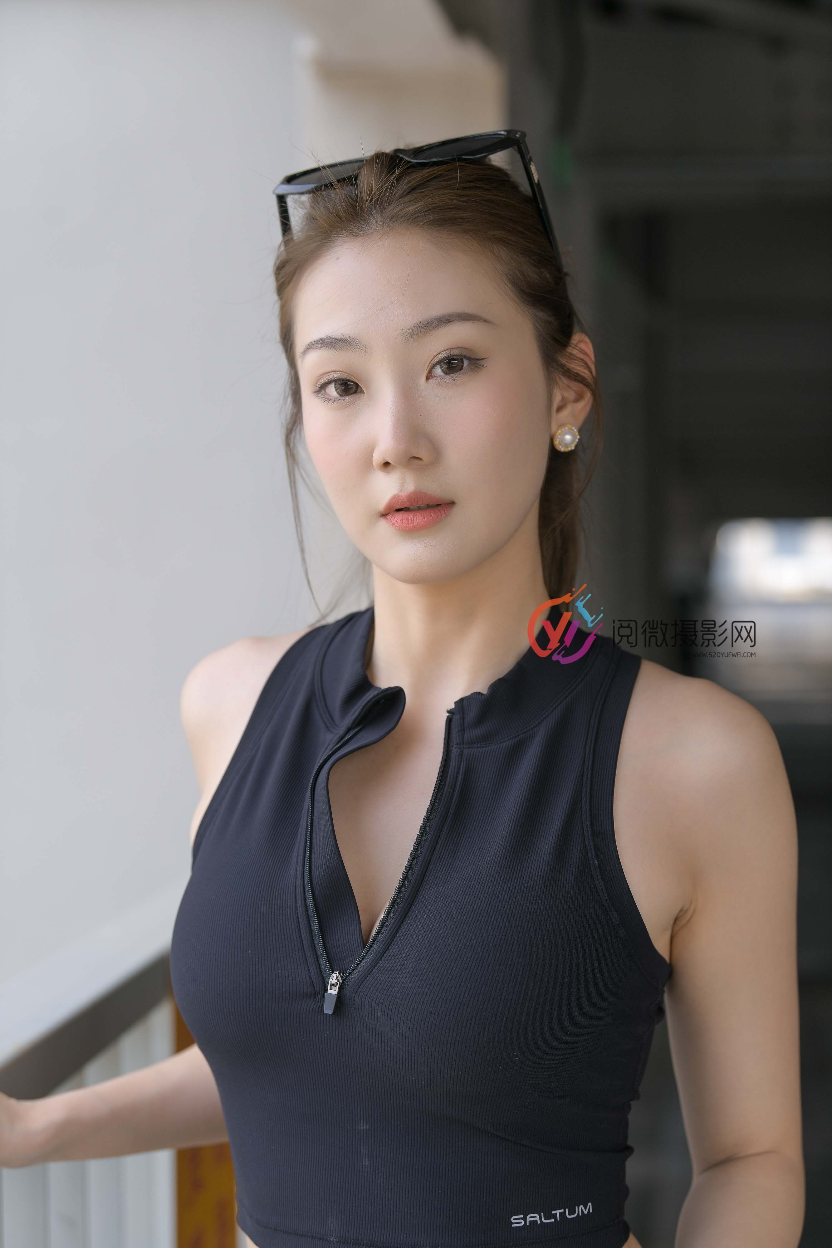 黑色系显白显气质~~ ​​​