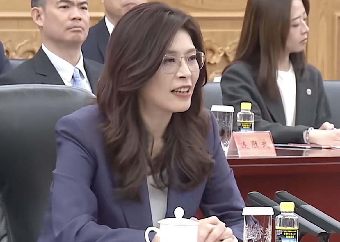 大有可为！
看了郑丽文今天在人民大会堂的发言，值得我们竖起大拇指，原因有以下3点