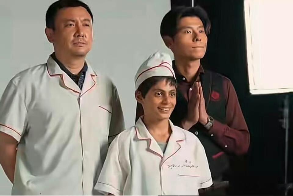 赛夫其实是一座战争活墓碑 用赛夫看战争中孩子的一体两面被战争定义的孩子，要么成魔