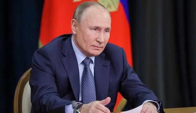 普京这一把，彻底赌赢了！就在全世界都以为俄罗斯会被北约的弹药库拖垮时，华盛顿却率