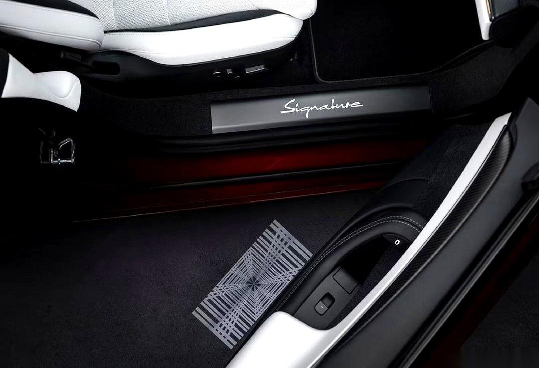 特斯拉那两条最经典的生产线，Model S和Model X的，要停了。
不是改造