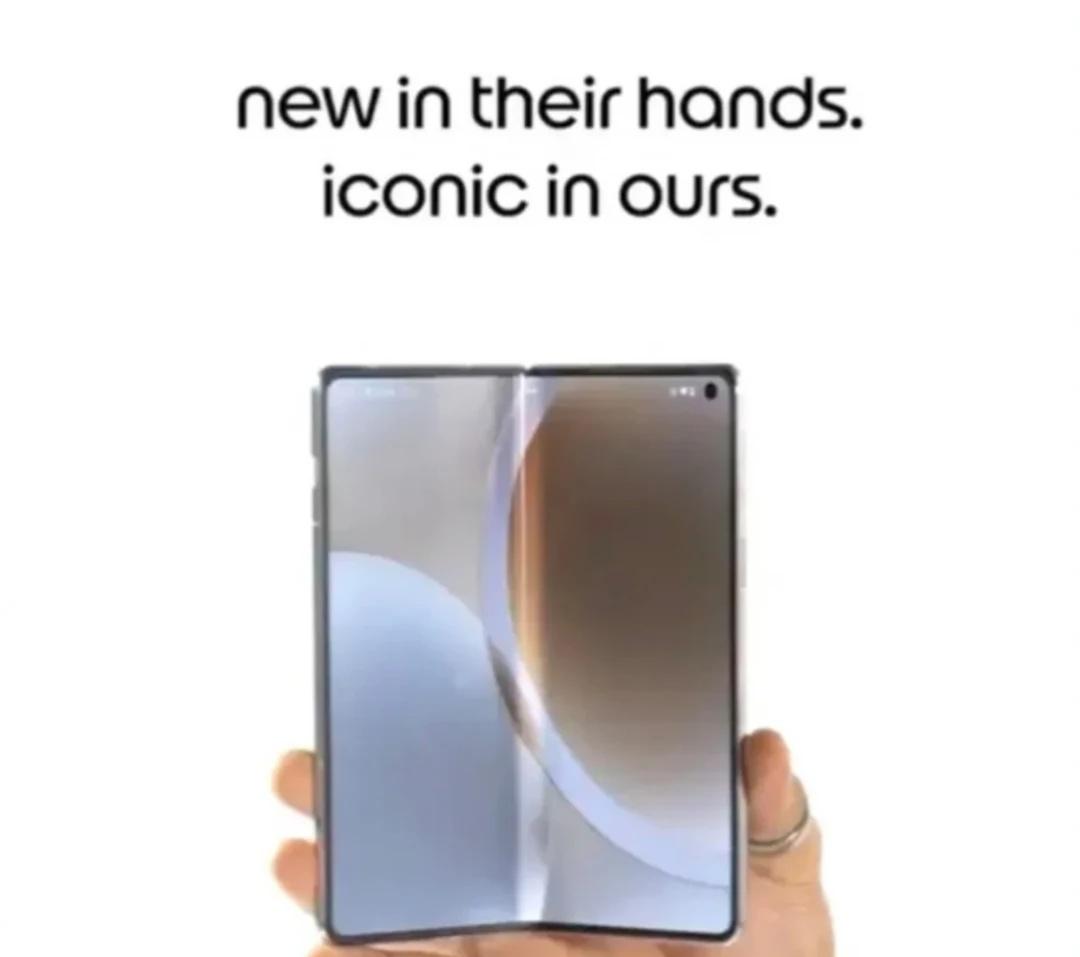 摩托罗拉要搞“阔折叠”了！硬钢iPhone Duo
罗拉在苹果发布会期间发布了一