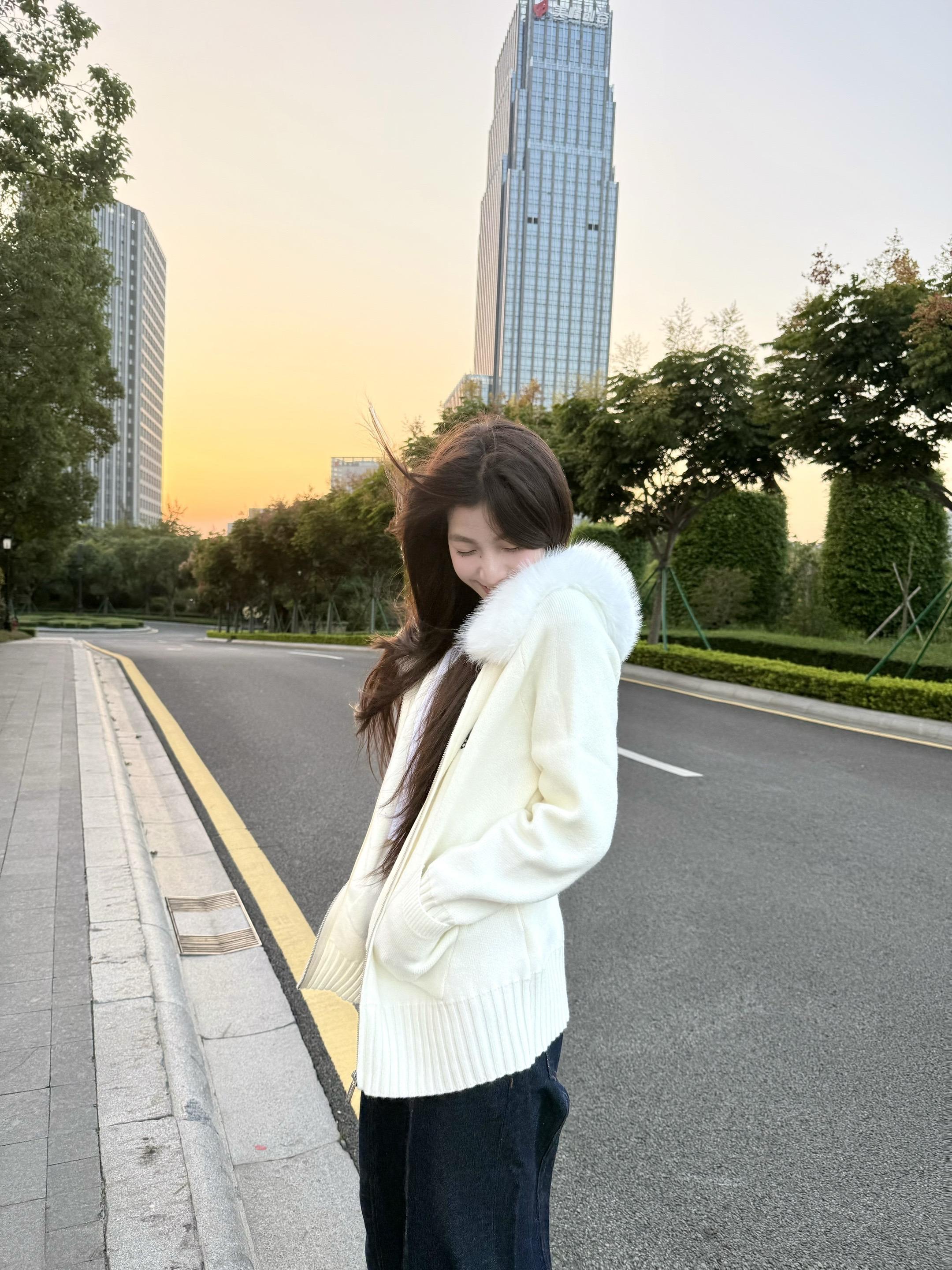 不知不觉我爱上了她