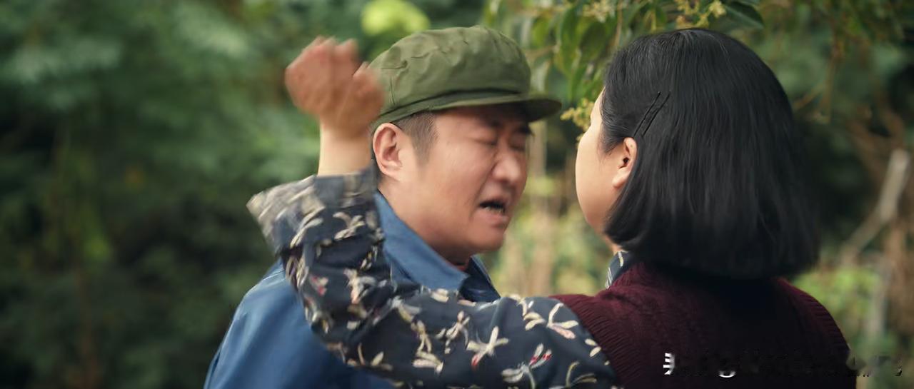 主角:果然，还是一物降一物；

何大锤那么的不可理喻，敲鼓不跟演员配合，师傅胡三