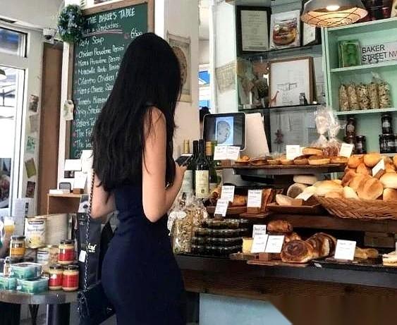 从156斤掉到89斤，整整甩掉67斤肥肉后，我看着身边那些天天把自己饿得两眼发直