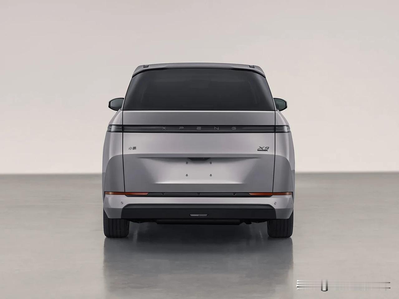 1、满载长途行驶的话，纯电的MPV/SUV，能耗非常感人，焦虑让你不会再安心开车